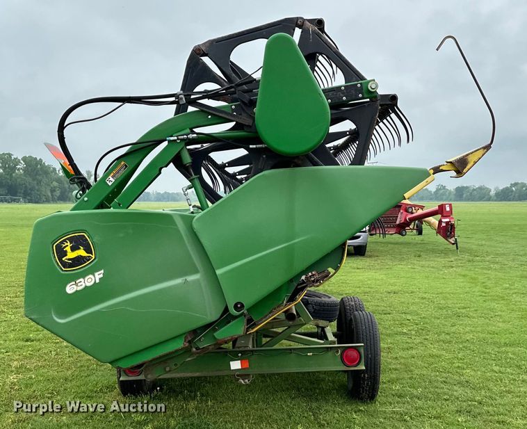 image for item EJ0529 2011 John Deere 630F flex head