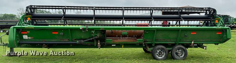 image for item EJ0529 2011 John Deere 630F flex head