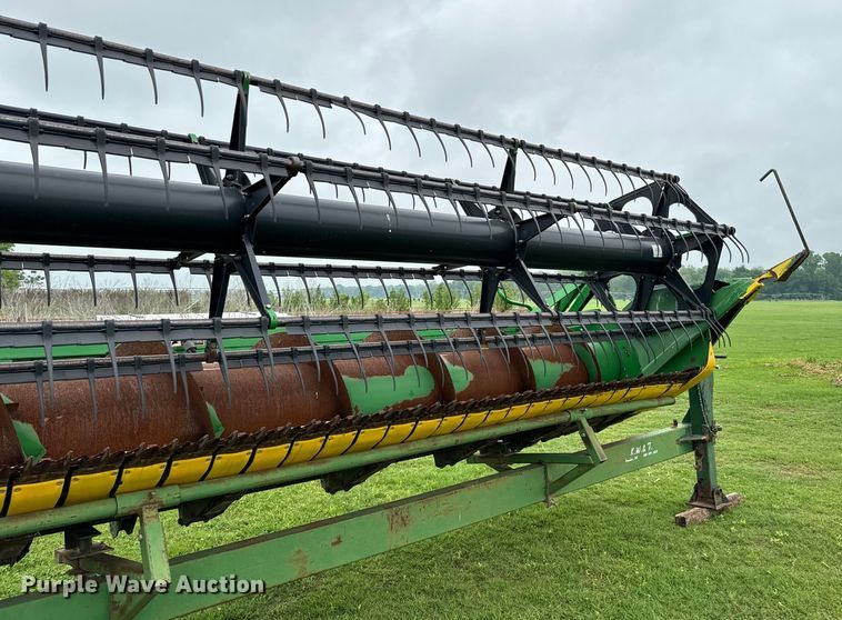 image for item EJ0529 2011 John Deere 630F flex head