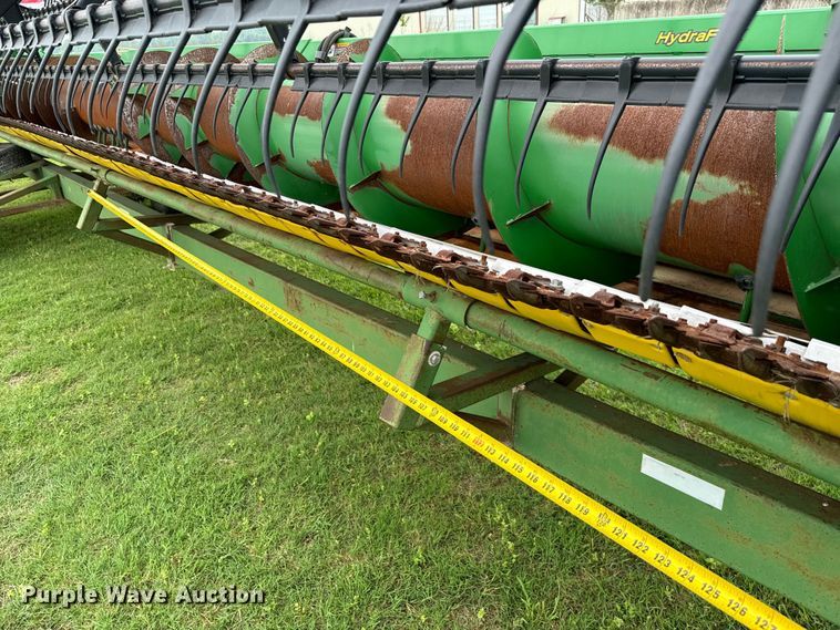 image for item EJ0529 2011 John Deere 630F flex head