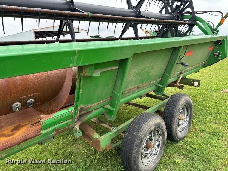 image for item EJ0529 2011 John Deere 630F flex head