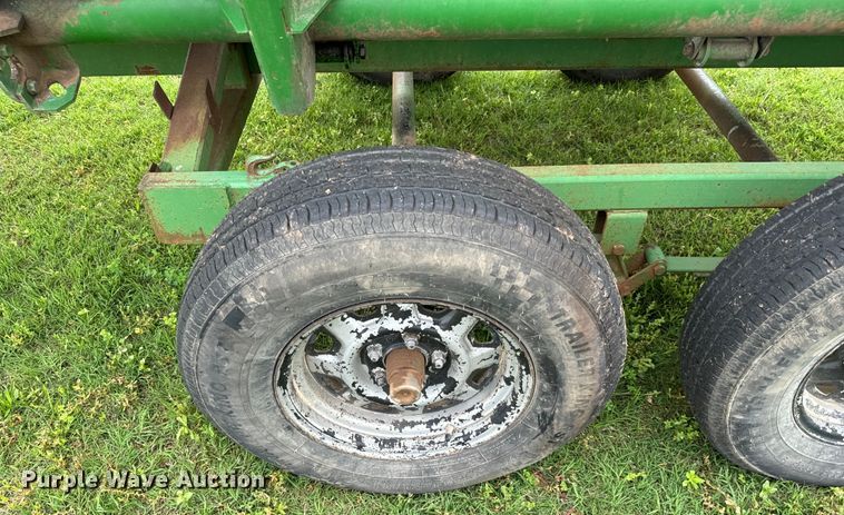 image for item EJ0529 2011 John Deere 630F flex head