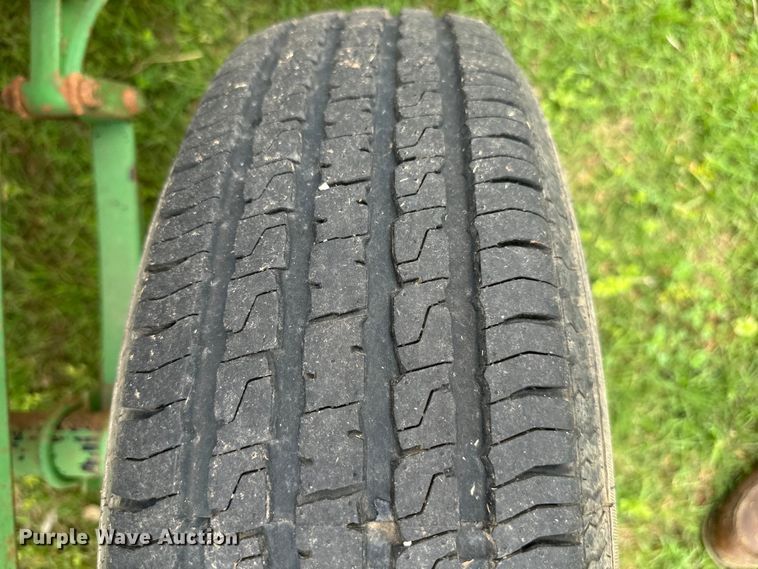 image for item EJ0529 2011 John Deere 630F flex head