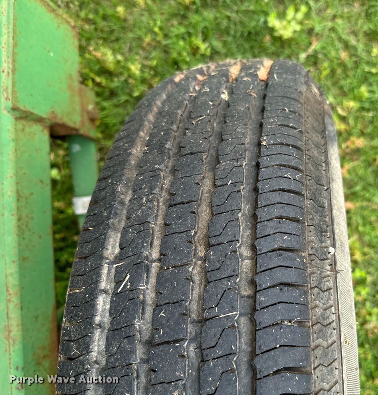 image for item EJ0529 2011 John Deere 630F flex head