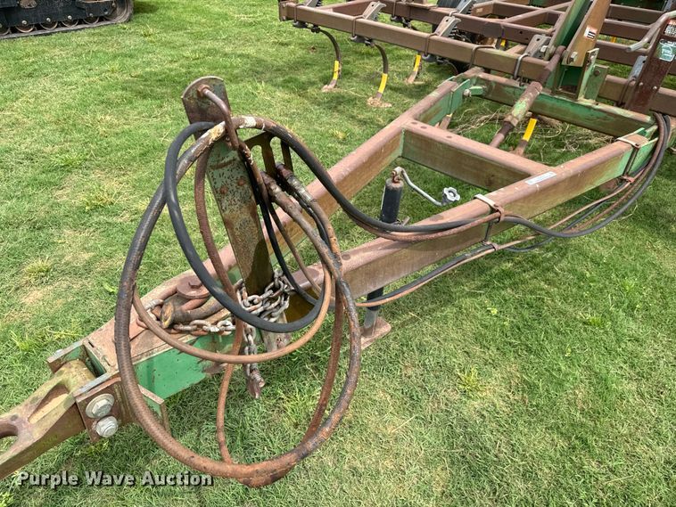 image for item EJ0574 John Deere 980 field cultivator