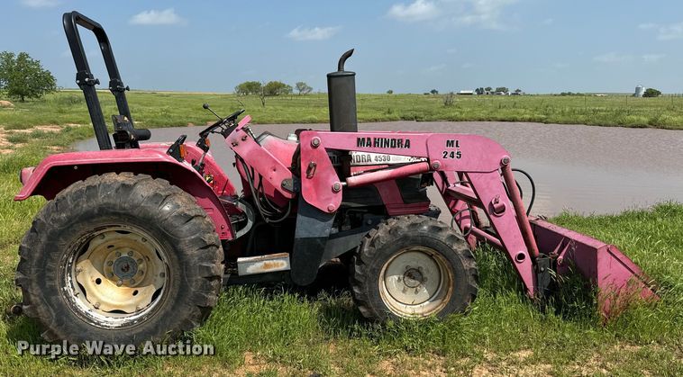image for item EJ0617 Mahindra 4530 MFWD tractor