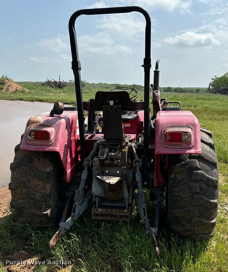 image for item EJ0617 Mahindra 4530 MFWD tractor