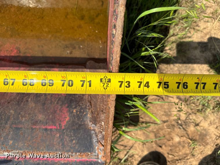 image for item EJ0617 Mahindra 4530 MFWD tractor