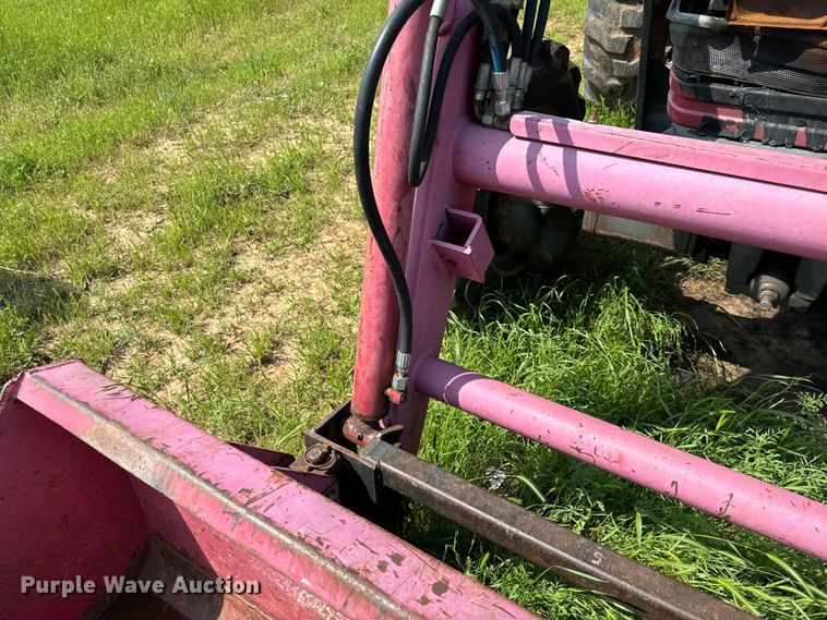 image for item EJ0617 Mahindra 4530 MFWD tractor