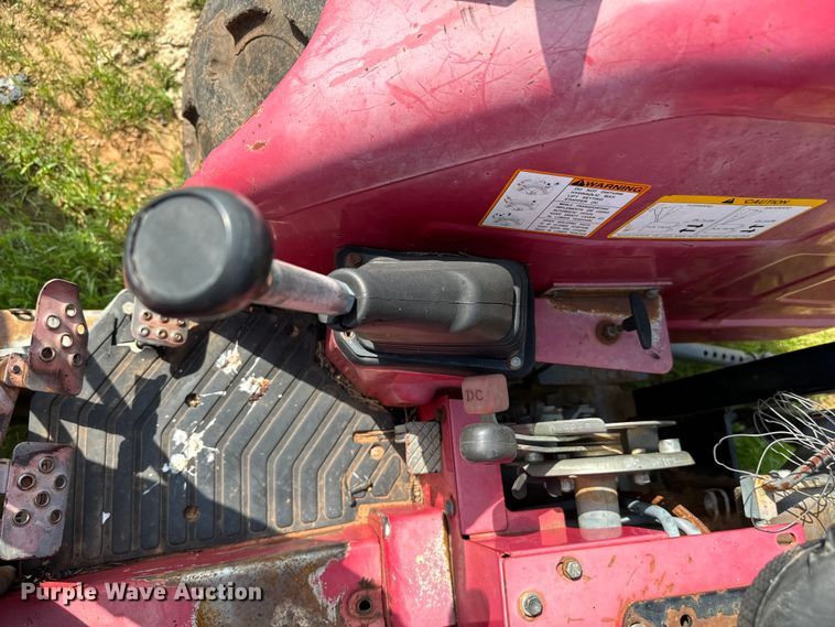 image for item EJ0617 Mahindra 4530 MFWD tractor