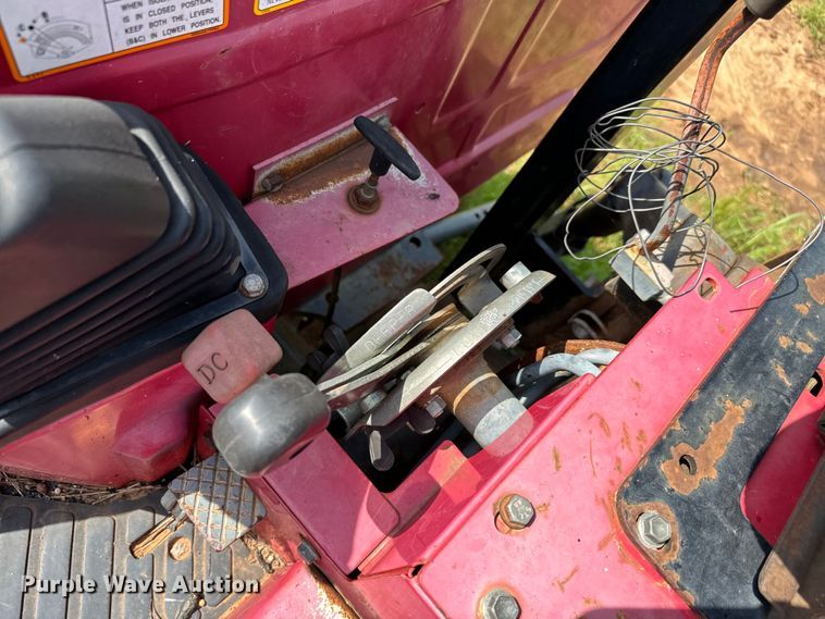 image for item EJ0617 Mahindra 4530 MFWD tractor