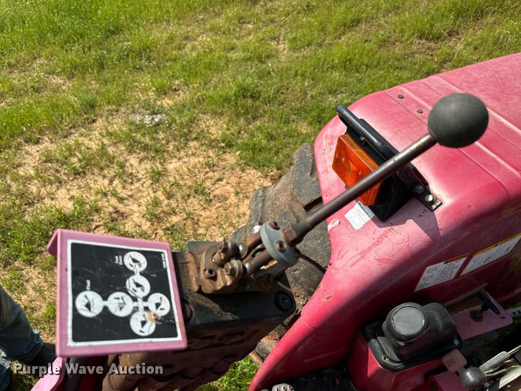 image for item EJ0617 Mahindra 4530 MFWD tractor