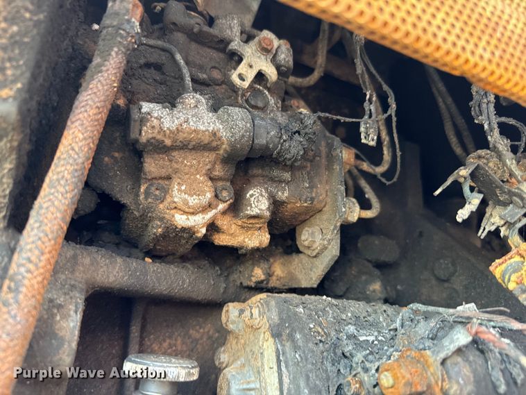 image for item EJ0617 Mahindra 4530 MFWD tractor