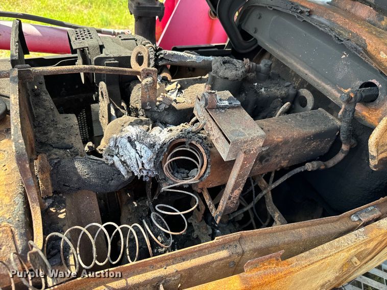 image for item EJ0617 Mahindra 4530 MFWD tractor