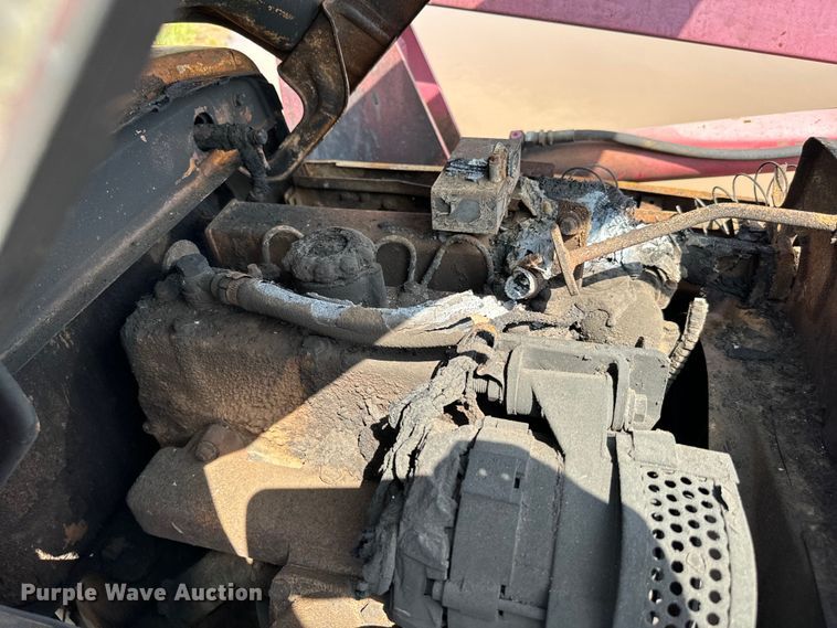 image for item EJ0617 Mahindra 4530 MFWD tractor