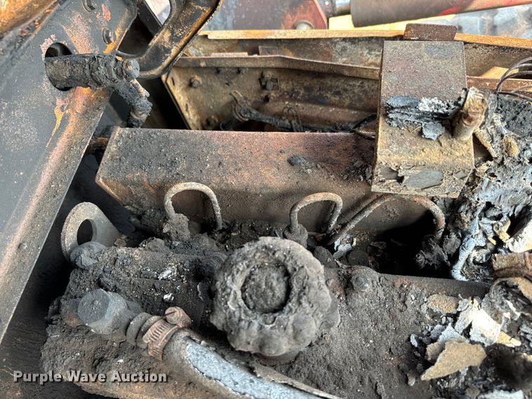 image for item EJ0617 Mahindra 4530 MFWD tractor