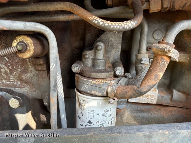 image for item EJ0617 Mahindra 4530 MFWD tractor