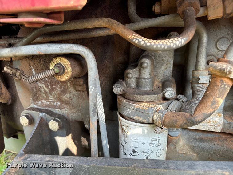 image for item EJ0617 Mahindra 4530 MFWD tractor