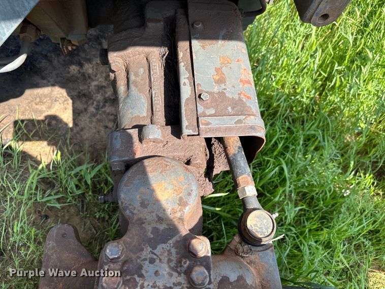 image for item EJ0617 Mahindra 4530 MFWD tractor