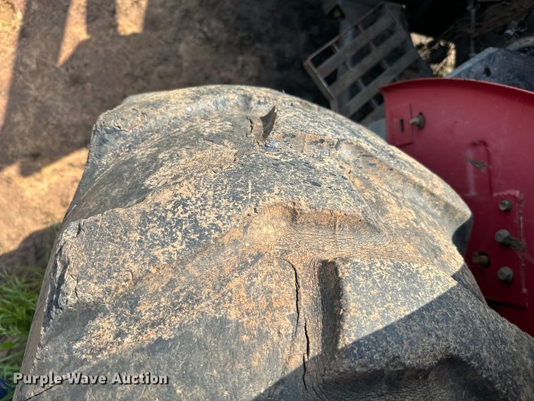 image for item EJ0617 Mahindra 4530 MFWD tractor