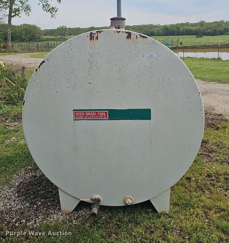 image for item EJ5364 Fuel tank