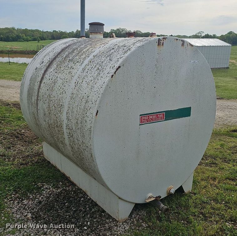 image for item EJ5364 Fuel tank