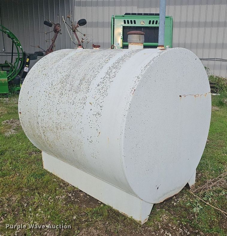 image for item EJ5364 Fuel tank