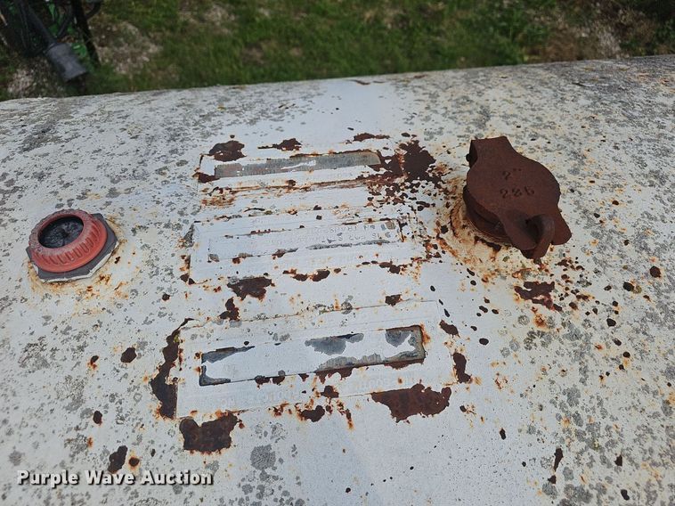 image for item EJ5364 Fuel tank