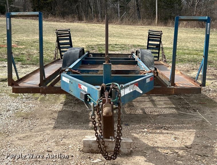 image for item EK4145 2000 Duo Lift 464014E sprayer trailer