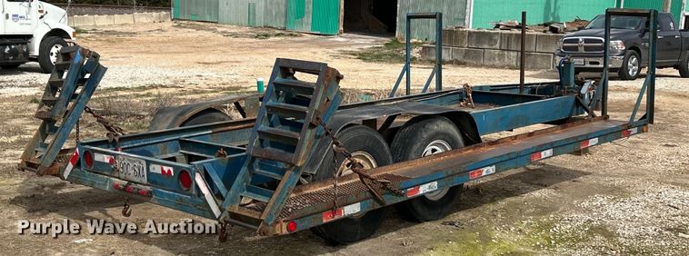 image for item EK4145 2000 Duo Lift 464014E sprayer trailer