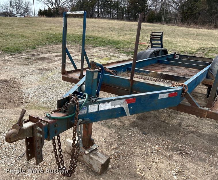 image for item EK4145 2000 Duo Lift 464014E sprayer trailer