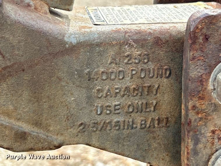 image for item EK4145 2000 Duo Lift 464014E sprayer trailer