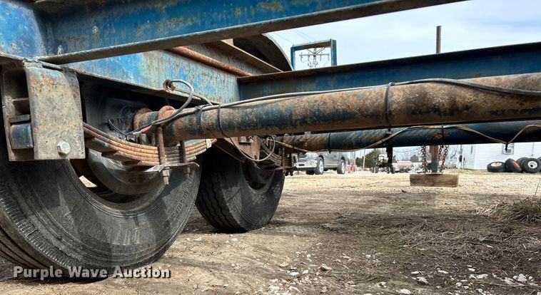 image for item EK4145 2000 Duo Lift 464014E sprayer trailer