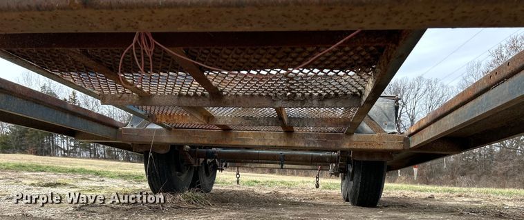 image for item EK4145 2000 Duo Lift 464014E sprayer trailer