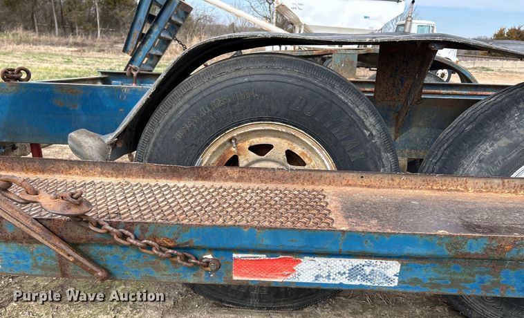 image for item EK4145 2000 Duo Lift 464014E sprayer trailer