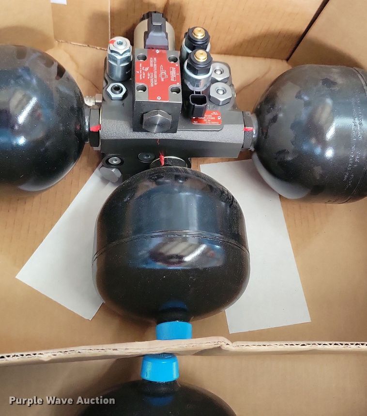 image for item KB9082 Tractor parts