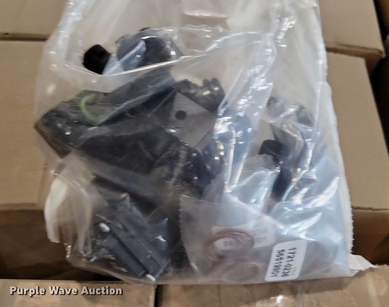 image for item KB9084 Tractor parts