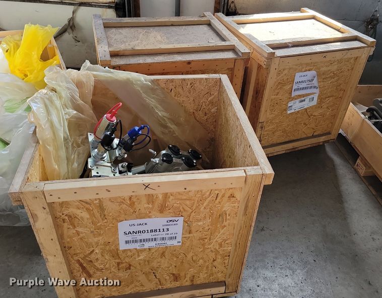 image for item KB9085 Approximately (22) hydraulics