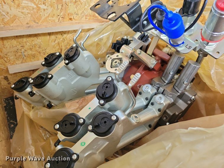 image for item KB9085 Approximately (22) hydraulics