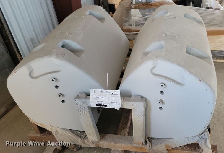 image for item KB9087 (2) AGCO front counter weights