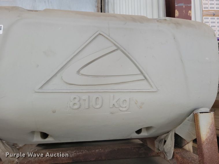 image for item KB9087 (2) AGCO front counter weights