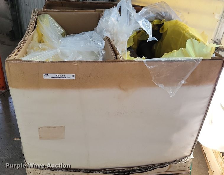 image for item KB9088 AGCO front linkage system