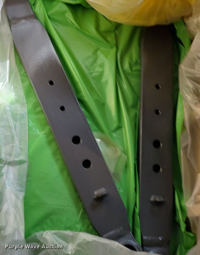 image for item KB9088 AGCO front linkage system