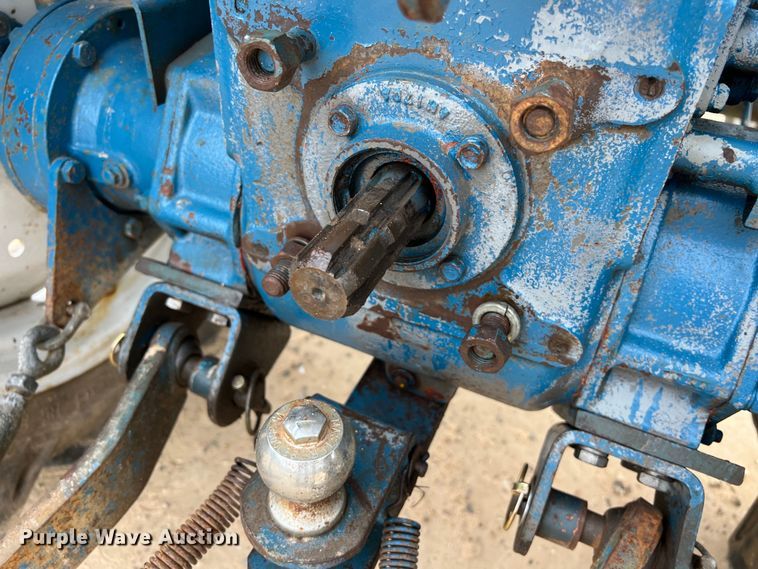 image for item KV9761 Shibaura SD1540B MFWD tractor