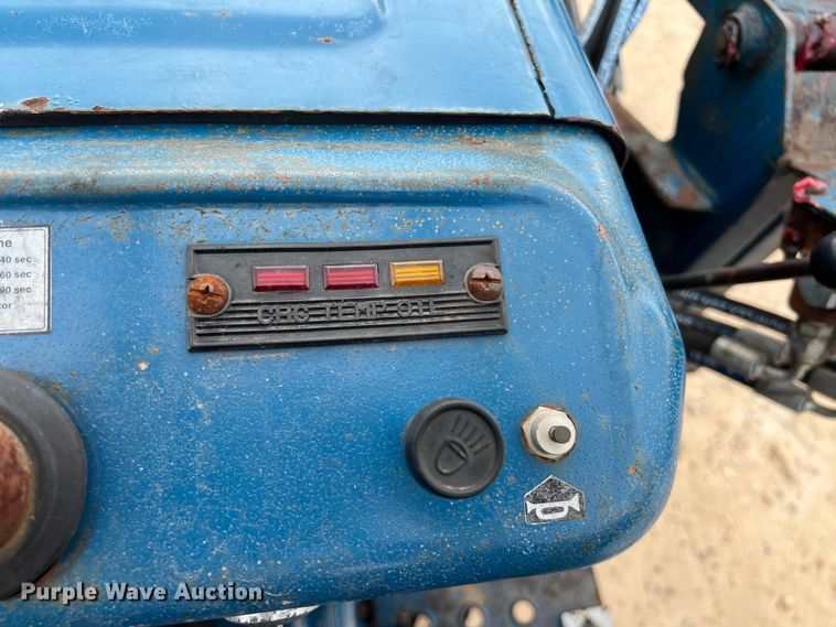 image for item KV9761 Shibaura SD1540B MFWD tractor