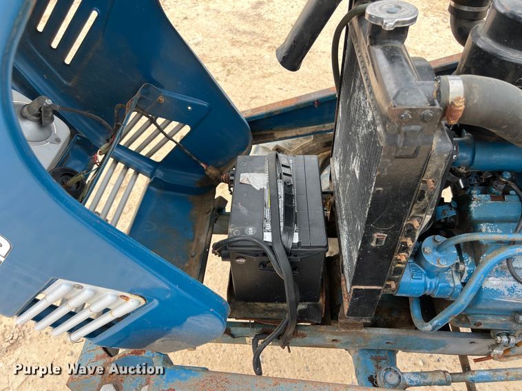 image for item KV9761 Shibaura SD1540B MFWD tractor