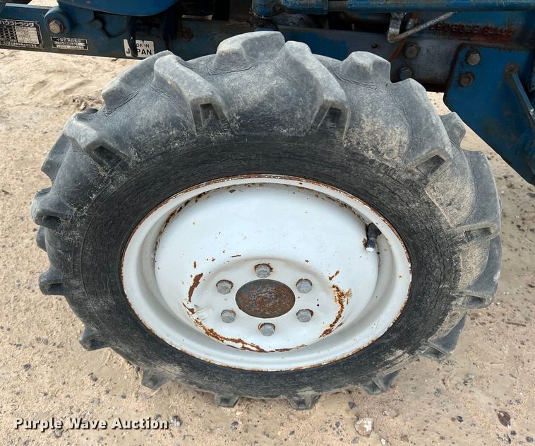 image for item KV9761 Shibaura SD1540B MFWD tractor