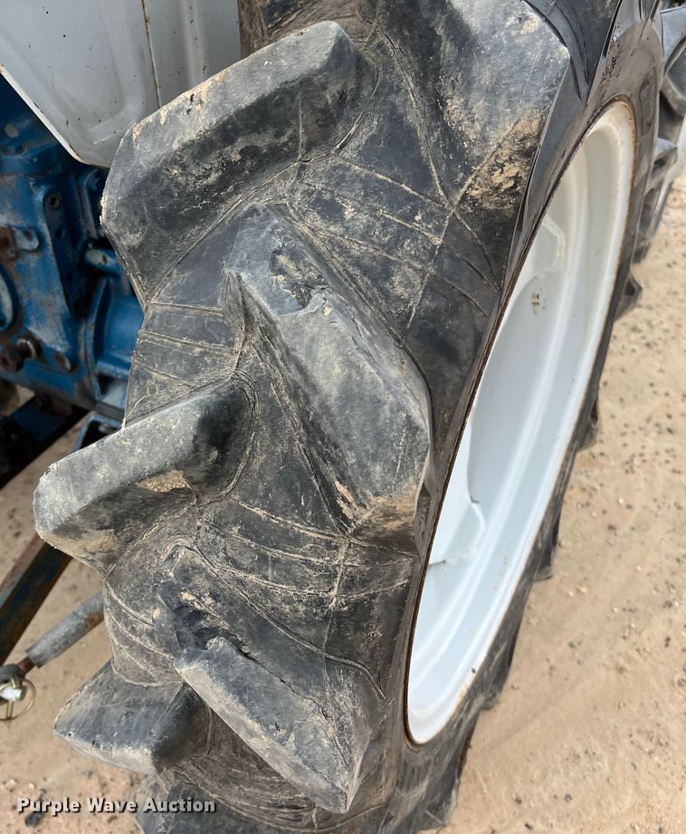 image for item KV9761 Shibaura SD1540B MFWD tractor