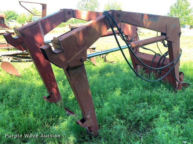 image for item KX9984 Case International  2350 loader