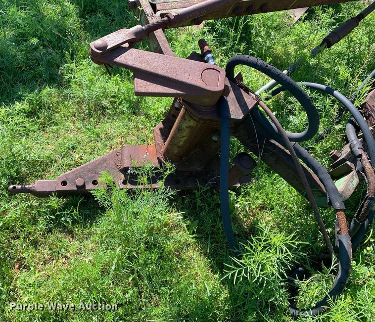 image for item KX9985 John Deere five bottom plow